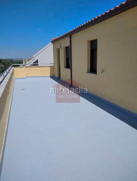 Foto 775d851d-a572-4379-a23d-fcd71309402e. Attique avec chauffage parking dans Villares de la Reina