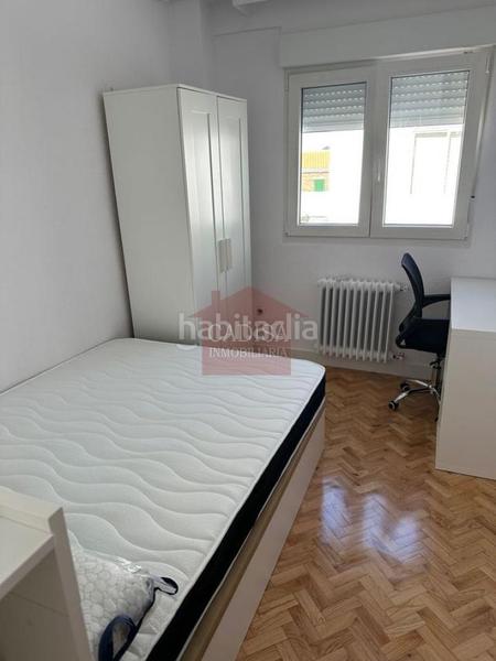 Foto 4a553448-70f1-4b9a-828a-5819f2d6ec16. Rent flat with heating in Pizarrales Salamanca