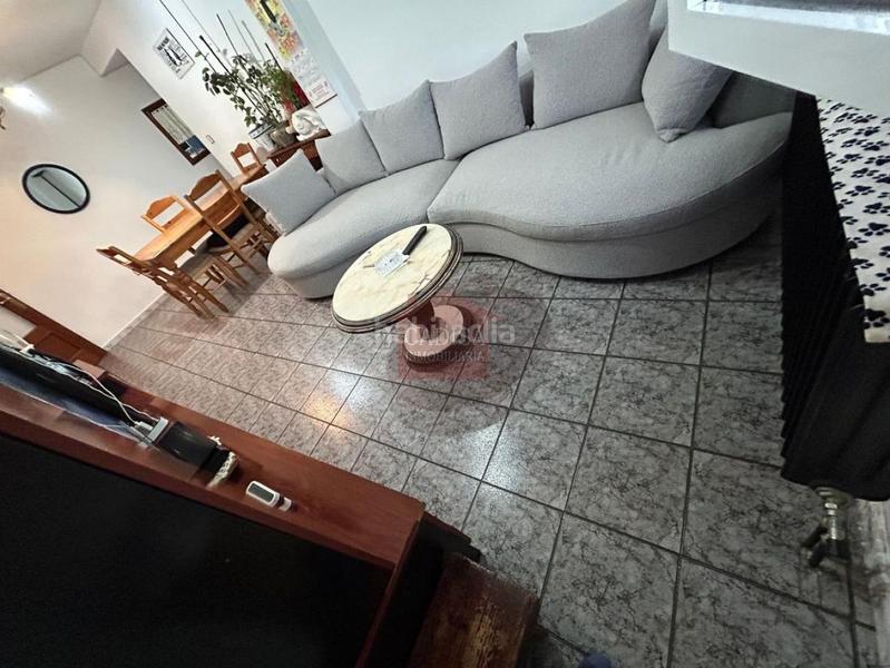 Foto 738f6705-639c-4c61-afbb-aa625048de3c. Piso en Villamayor