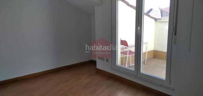 Foto dd7c3e33-24d8-4ac0-a5aa-fc814bc156d6. Piso en Moriscos