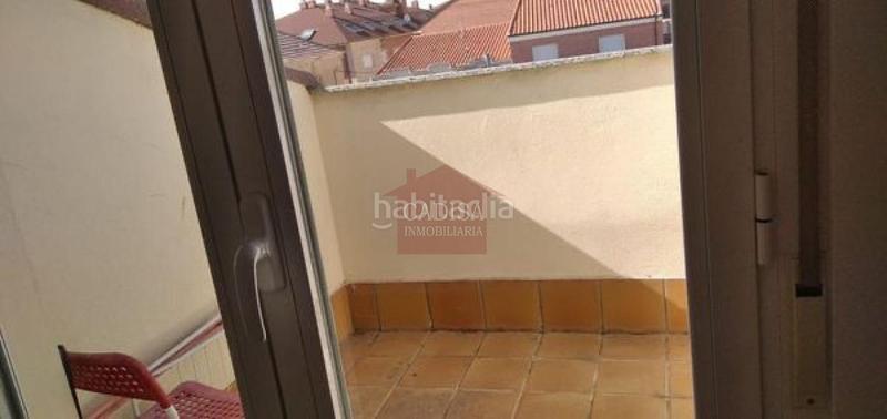 Foto e5b641f2-b8f8-4aad-8d1f-2dbb8522dfd5. Piso en Moriscos