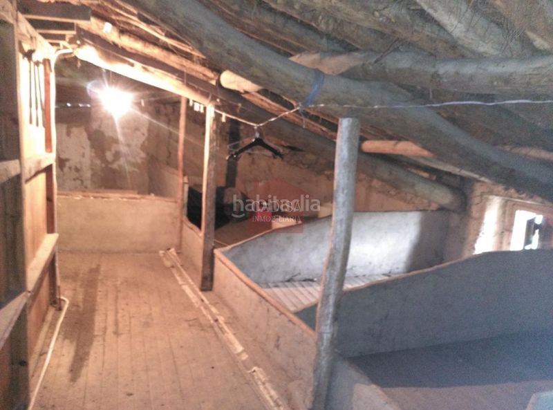 Foto 14c20e96-f9d0-42a8-ad72-079a45dd7b5b. Haus mit heizung parking in Hinojosa de Duero