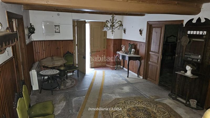 Foto 536a1898-b66e-4cce-9871-97f79f06bfb5. Haus mit heizung parking in Hinojosa de Duero