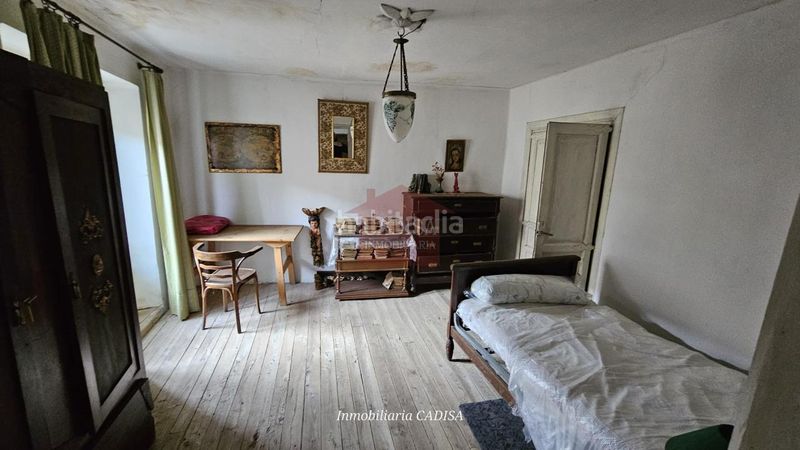 Foto 9c2d278a-19c8-4e95-86b0-0005a0364d0b. Haus mit heizung parking in Hinojosa de Duero