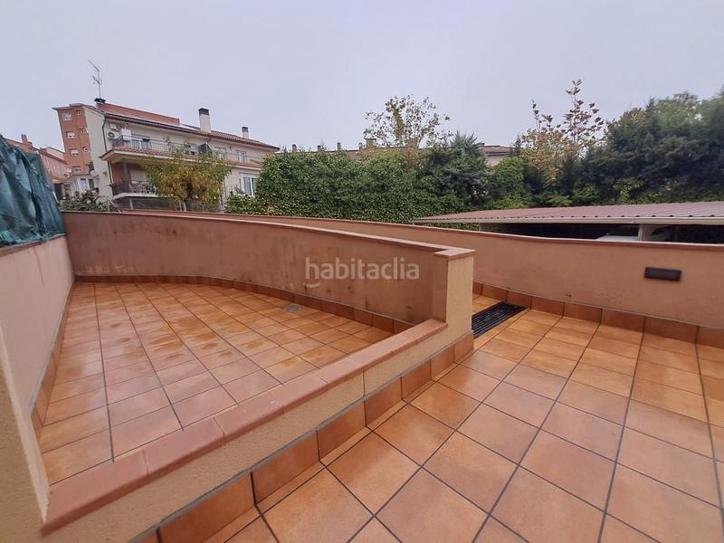 Foto 051521c5-cd14-4655-8949-1e414ef7354a. Autoparkplatz in Molar (El)