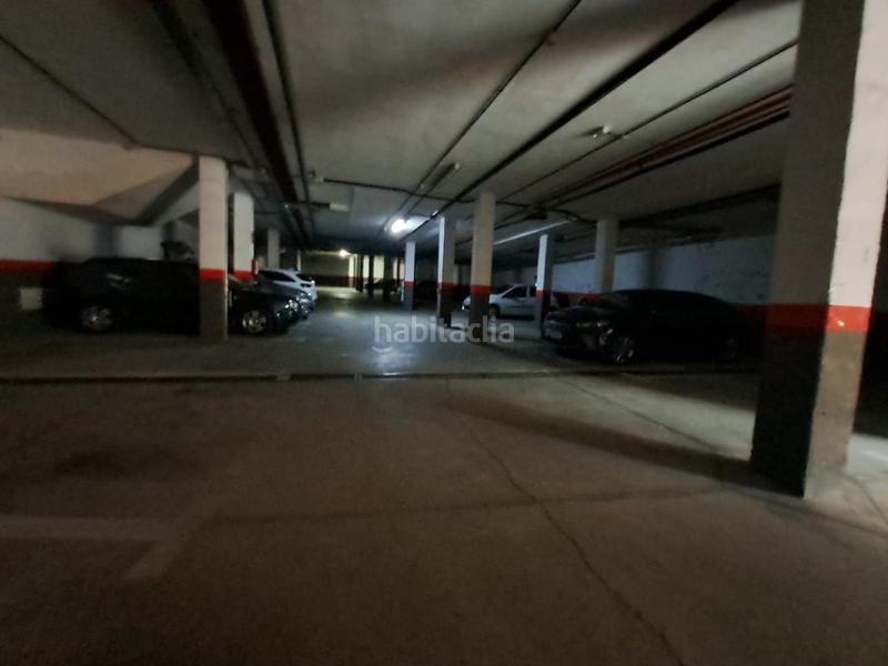 Foto 0eb75bd9-a9c9-4738-b765-848c2b65e89b. Autoparkplatz in Molar (El)