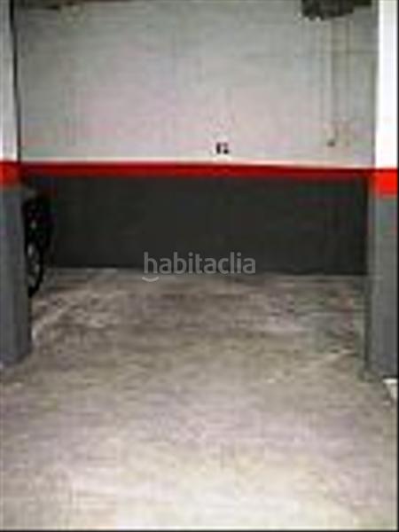 Foto 25fe69cc-6055-42cb-8153-d58e1af46ac5. Autoparkplatz in Molar (El)