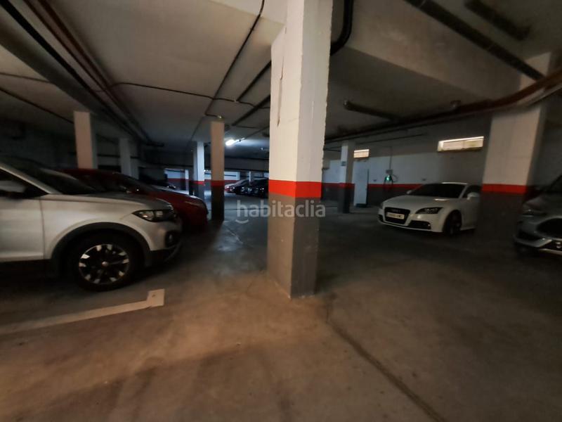 Foto 9a25808d-b700-44a2-8c51-6927a1b7824d. Autoparkplatz in Molar (El)