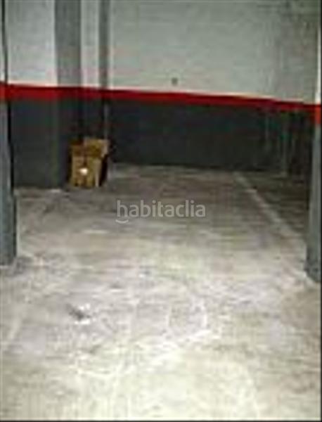 Foto fe348f0d-ca1e-40eb-bfac-9a539b0473cf. Autoparkplatz in Molar (El)