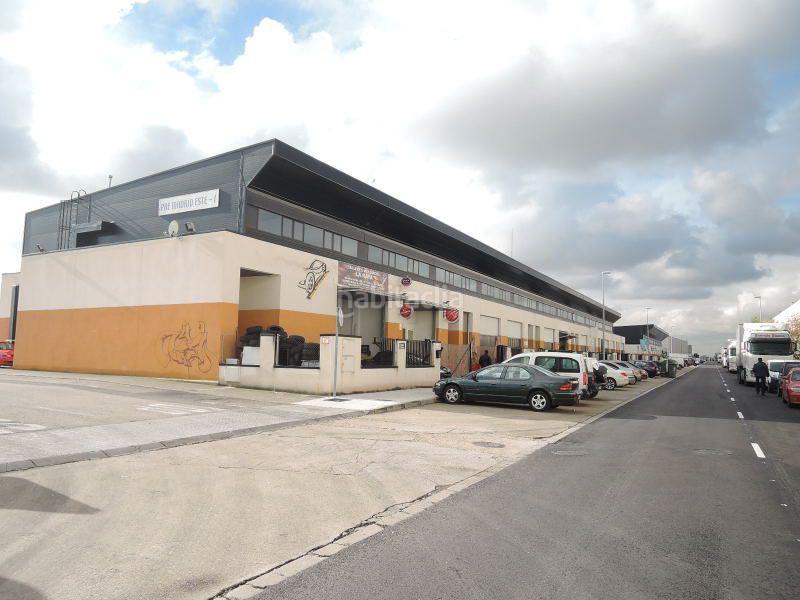 Foto c7773b12-a383-4574-bfc8-b69de210d08b. Car parking in Camarma de Esteruelas