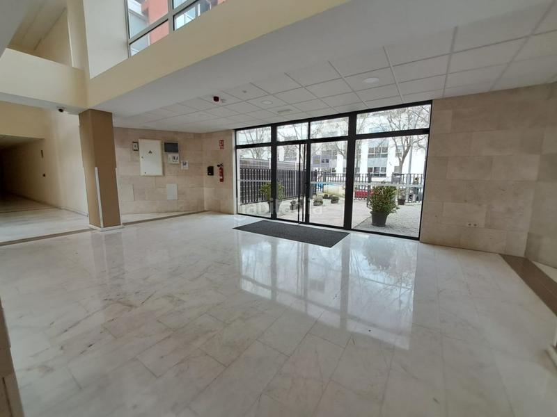 Foto a5a320d9-c7f1-4fe3-9597-0e6511386699. Parking voiture dans Zona Industrial Tres Cantos