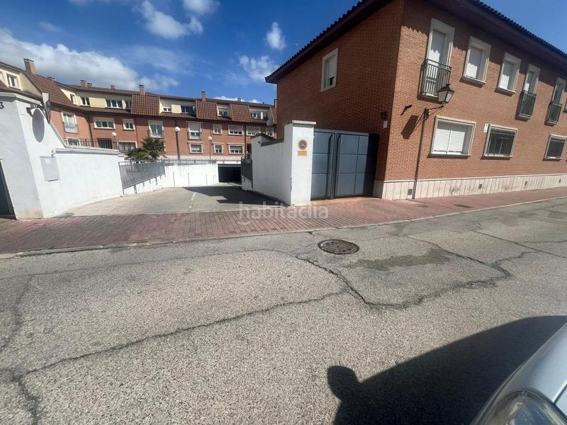 Foto 6a3f8458-c804-4af0-baa3-eca6b5f429b6. Parking coche garaje en venta . en Pedrezuela