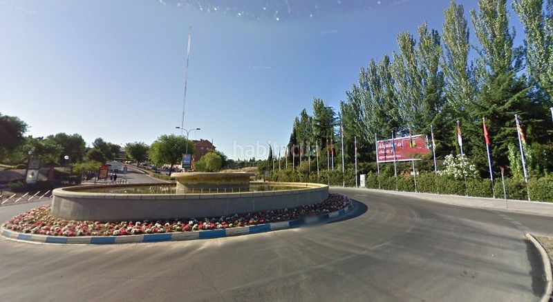 Foto d33f27f0-553d-45a1-b8c8-dcf59e269680. Aparcament cotxe a El Burgo Rozas de Madrid (Las)