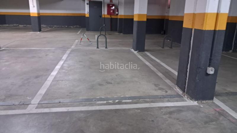 Foto e34fe082-1496-4838-be6b-71c65f24b9d5. Aparcament cotxe a Dehesa Vieja-Puente Cultural San Sebastián de los Reyes