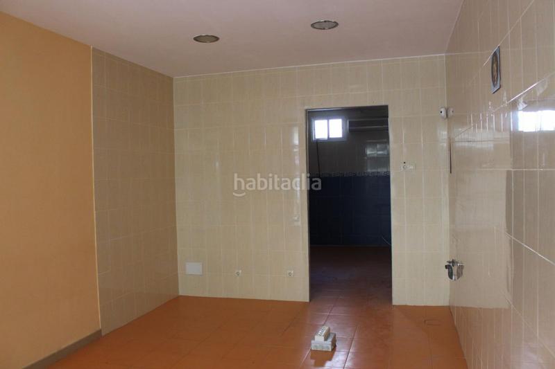 Foto d9e77cb5-4817-437c-9702-b1c34cdb035f. Local comercial local com. en venta . en Val Alcalá de Henares