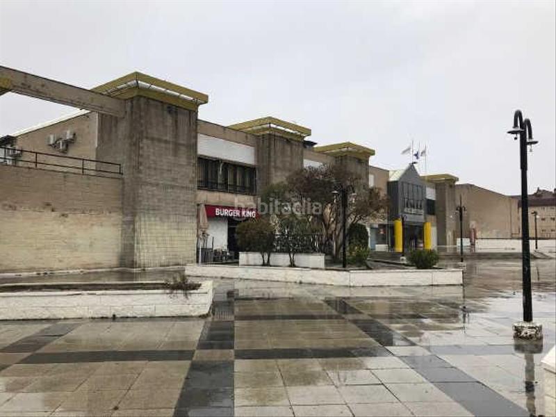 Foto de91efbb-0aa2-4ba7-bf8c-863988163fc1. Local comercial local com. en venta . en Val Alcalá de Henares