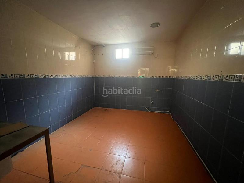 Foto f30fd839-b086-4851-af3d-780112ac5f3e. Local comercial local com. en venta . en Val Alcalá de Henares