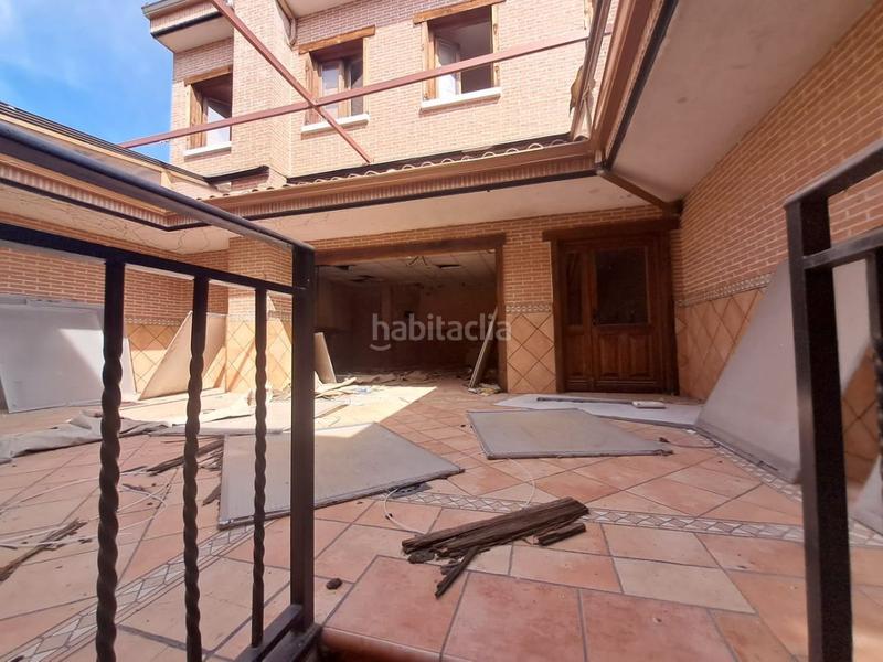 Foto 8cced16d-54c7-4a45-ad61-415433155439. Edificio hotel en venta , 9 dormitorios. en Navalafuente