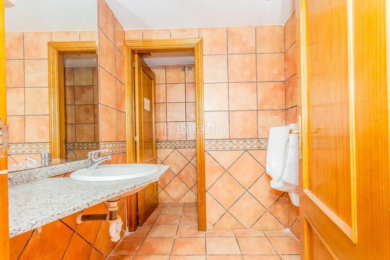 Foto d1c926a6-1b8c-4b97-9b60-0e4cdd8cc4ad. Edificio hotel en venta , 9 dormitorios. en Navalafuente