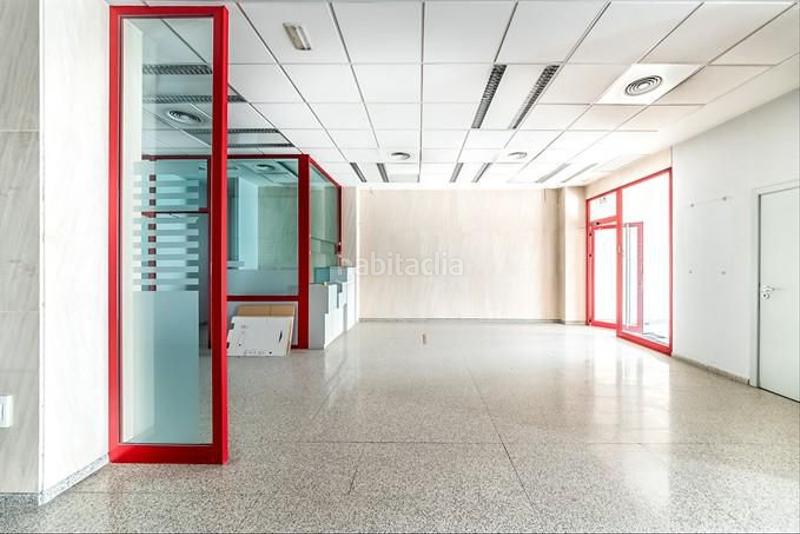 Foto 81f2e634-dcd0-46b0-8bbd-8ffd25c618a2. Local comercial local en venta en Centro. en Centro Arganda del Rey