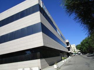 Bureau en Cerro del aguila 7. Oficina en venta en centro  real, 20 dormitorios.
