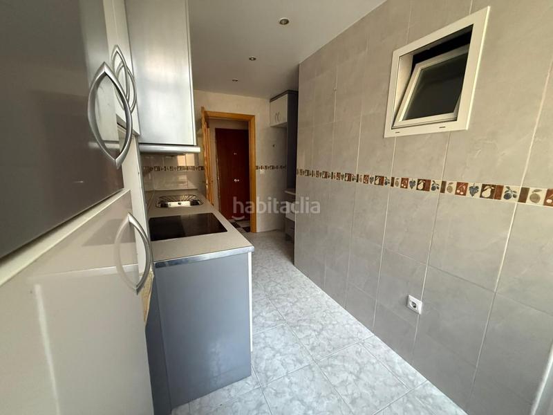 Foto 3bfd6330-6133-428b-a01f-89f370f2aa1d. Piso  en venta , 3 dormitorios. en El Arroyo-La Fuente Fuenlabrada