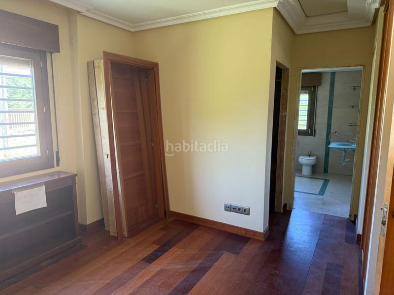 Foto 28b7a62b-c1e8-4a63-a39a-a5d648915988. Chalet avec chauffage parking piscine dans Pino Alto-Navarredonda Valdemorillo