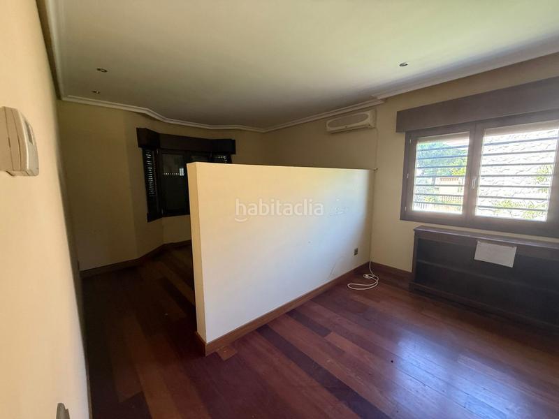 Foto 49ca1903-917e-4aa8-ac82-712a6b40fcc3. Chalet avec chauffage parking piscine dans Pino Alto-Navarredonda Valdemorillo