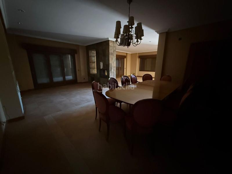 Foto 5ca7f647-45f5-4f5a-b12a-9ab2996605bd. Chalet avec chauffage parking piscine dans Pino Alto-Navarredonda Valdemorillo