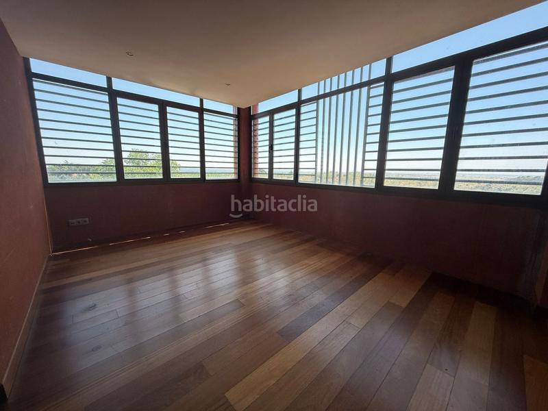 Foto 6691f38f-3927-423e-b255-6d17fe5d5576. Chalet avec chauffage parking piscine dans Pino Alto-Navarredonda Valdemorillo