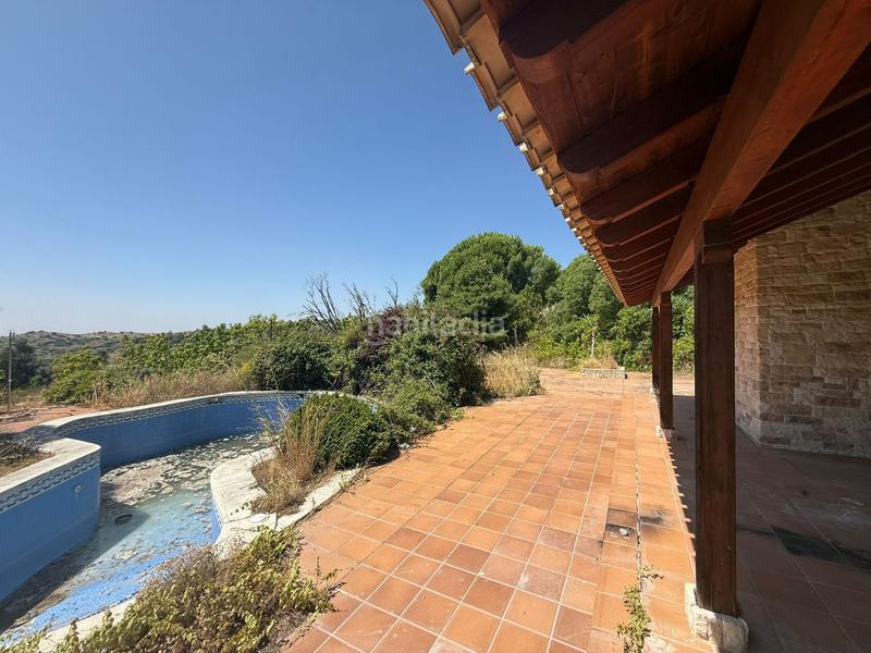 Foto a002ad89-bd5d-4e7e-b35a-deed5aa71fd7. Chalet avec chauffage parking piscine dans Pino Alto-Navarredonda Valdemorillo