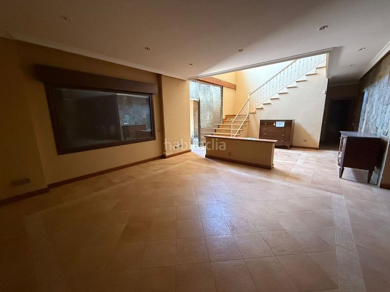 Foto c2d657dc-8608-4304-a2c5-155a9375c741. Chalet avec chauffage parking piscine dans Pino Alto-Navarredonda Valdemorillo