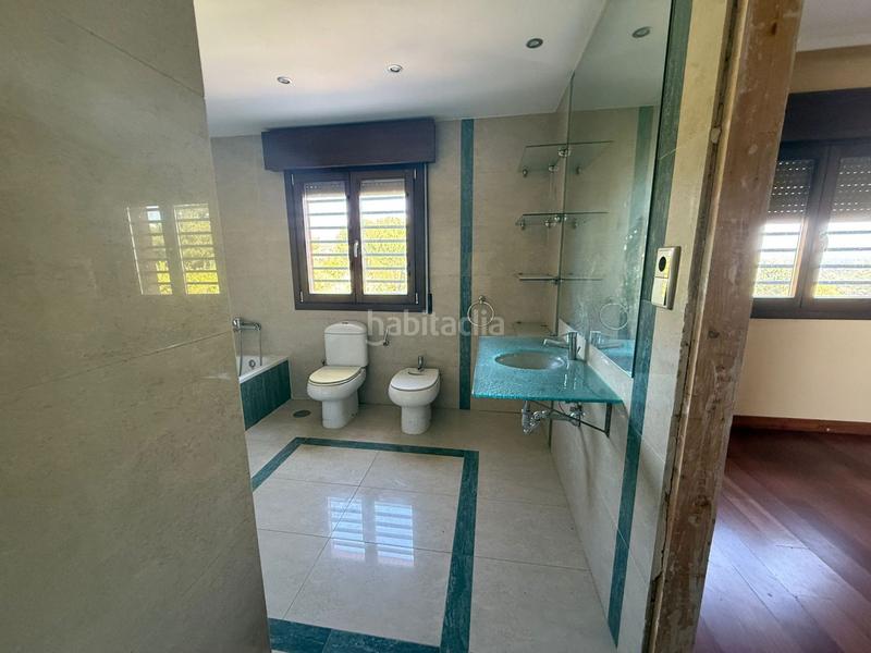 Foto e6625b3b-68b6-487b-ab19-eac051cacc25. Chalet avec chauffage parking piscine dans Pino Alto-Navarredonda Valdemorillo