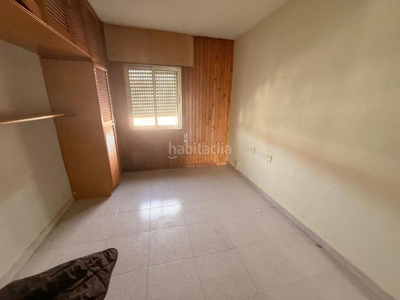 Foto f5fee483-c722-4800-b23f-5a45facd62a2. Flat in Villaverde Alto Madrid