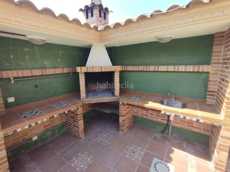 Foto d8770570-bbc8-403e-85dd-57647f59cf52. Chalet  en venta en urbanizaciones, 4 dormitorios. en Serranillos del Valle