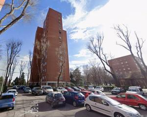 Pis a Los Ángeles. Piso en venta en usera, 4 dormitorios.