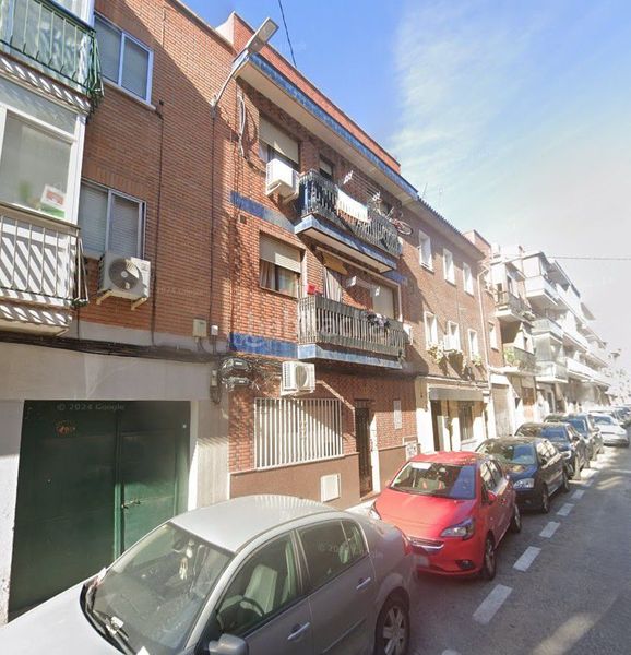 Foto 7a9e5f3e-d837-4a15-81c6-f532d906c3e9. Estudi a Lucero Madrid