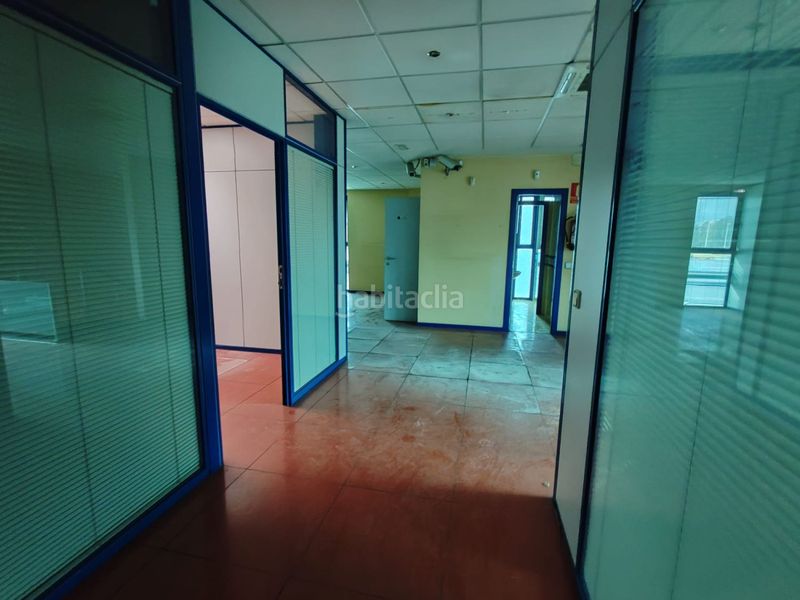 Foto 35ead0b5-2aaf-42ff-b8e6-dededf8b920e. Edifici a Polígono de las Monjas Torrejón de Ardoz