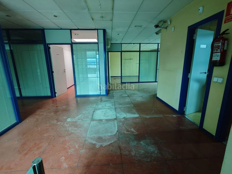 Foto 6412fd34-b973-48b2-a2d0-72dea3368cf7. Edifici a Polígono de las Monjas Torrejón de Ardoz