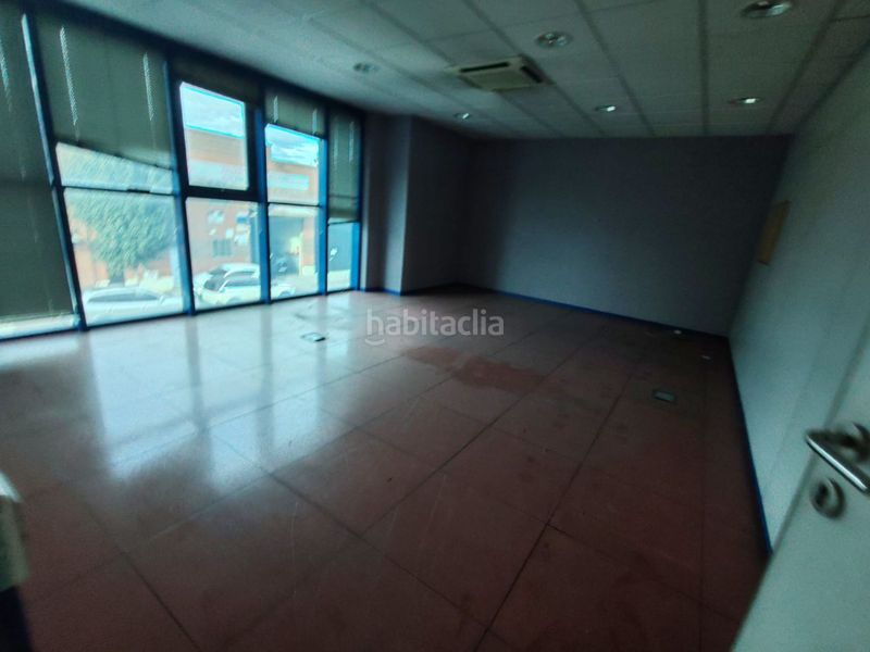 Foto 863b4925-8df8-4434-9ba3-caeb5c2a304e. Edifici a Polígono de las Monjas Torrejón de Ardoz