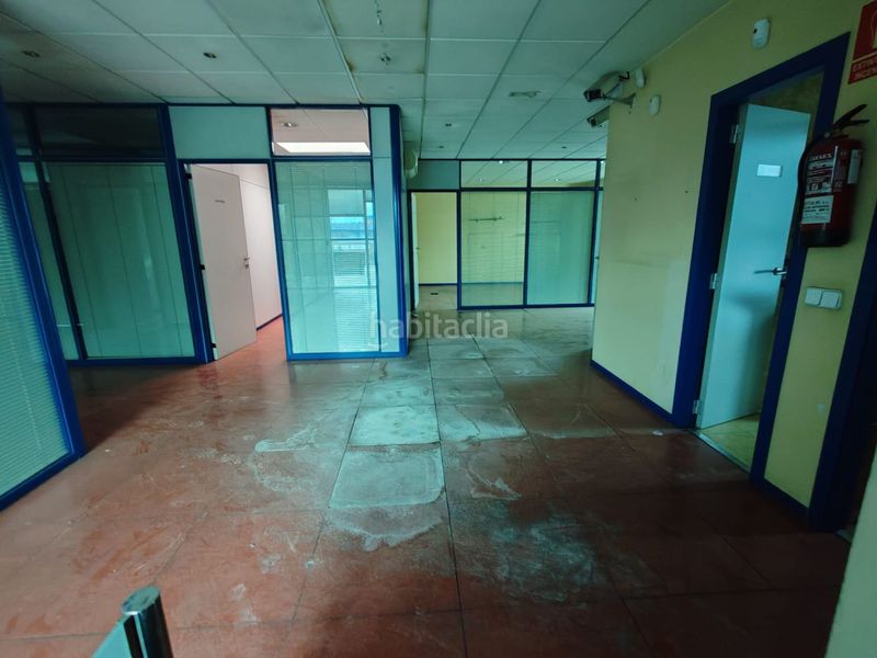 Foto bd074bca-7691-43f5-a26a-8ea4be4c1f20. Edifici a Polígono de las Monjas Torrejón de Ardoz