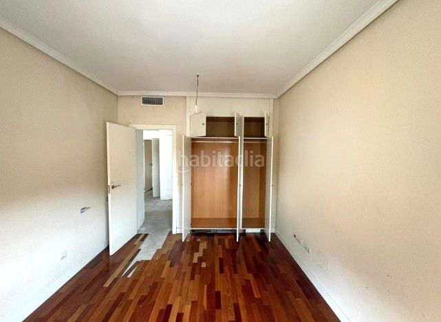 Foto 1a52f83f-fd81-4bd1-874b-a4cf5dd4b658. Casa amb aparcament a Corralejos-Campo de las Naciones Madrid