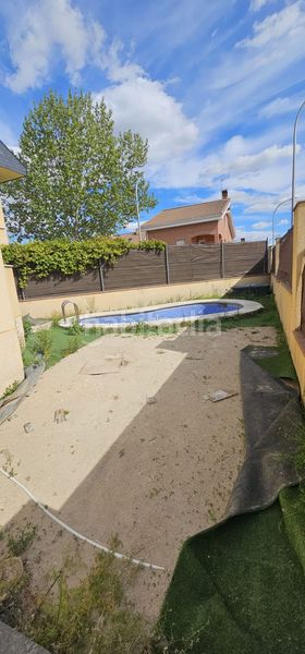Foto ce79fe5d-72fd-463d-9e37-7233a23f663b. Casa amb aparcament a Corralejos-Campo de las Naciones Madrid