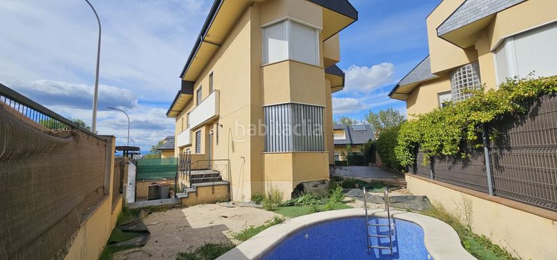 Foto e965b5be-4fce-4129-aa37-1520f1cb3f37. Casa amb aparcament a Corralejos-Campo de las Naciones Madrid