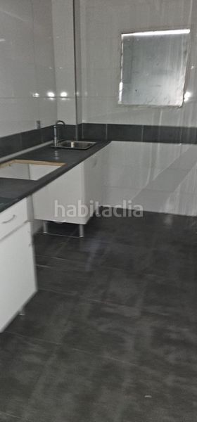 Foto 4a2901b2-2442-438a-b88e-af917ed75da0. Pis a Villaverde Alto Madrid