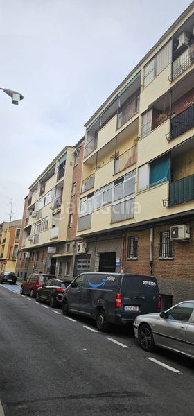 Foto 6cdfc352-a692-4d6f-b2fb-113c273cc0e9. Pis a Villaverde Alto Madrid