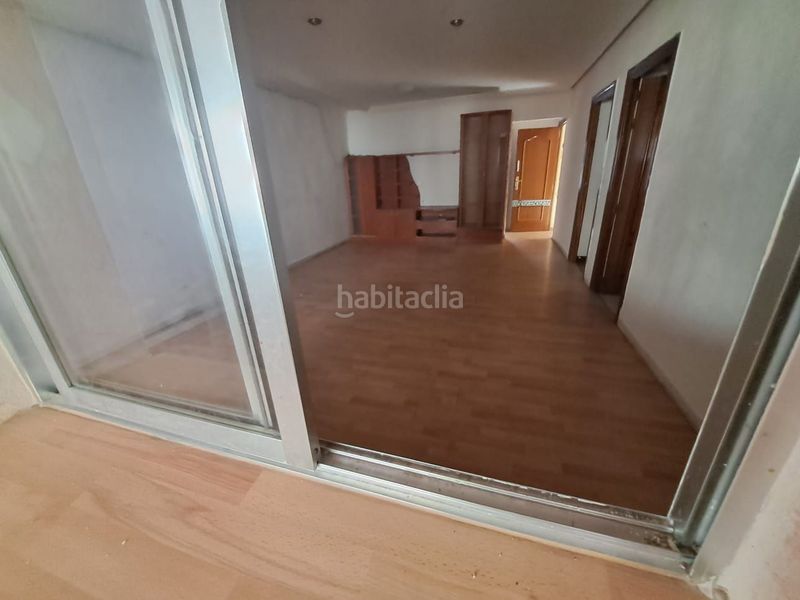 Foto bc66b8b3-6202-4dcf-ab74-ad829cd61bf4. Pis a Algete centro Algete