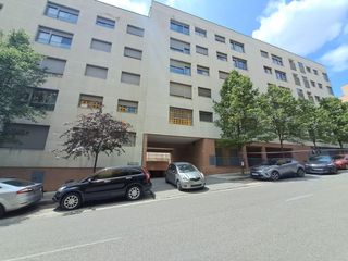 Aparcament cotxe a Dehesa Vieja-Puente Cultural. Aparcamiento en venta en zona nueva.