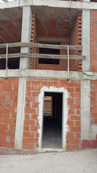 Foto bbf46b79-4813-4eb7-80aa-6ab5885fb8d7. Edificio  en venta en los santos de la humosa. en Santos de la Humosa (Los)