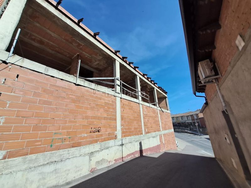 Foto bf685072-f0b6-45b7-a9a7-910fba990489. Edificio  en venta en los santos de la humosa. en Santos de la Humosa (Los)